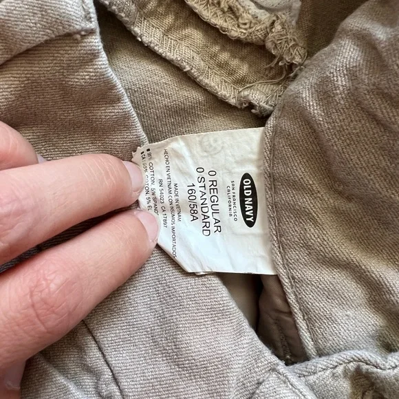 Old navy pixie pants - Picture 4 of 4